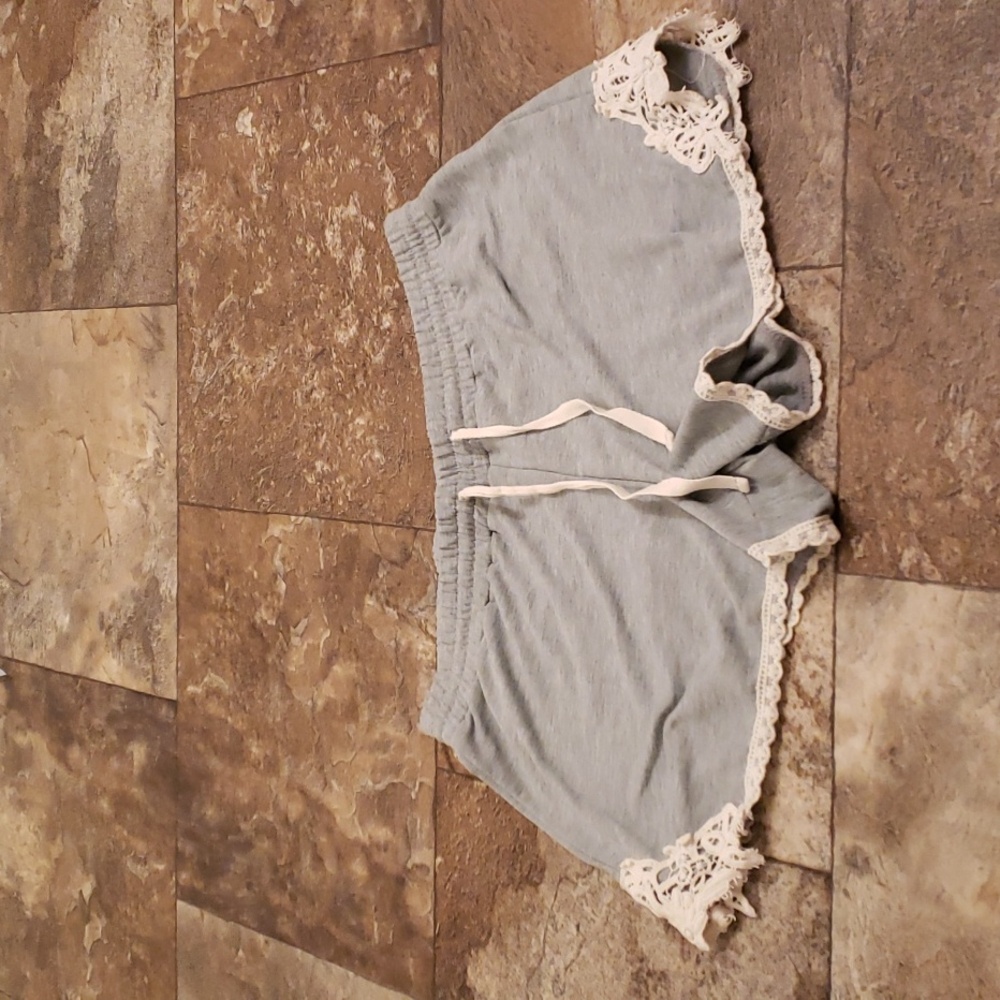 Cloud chaser L grey soft shorts crochet lace trim